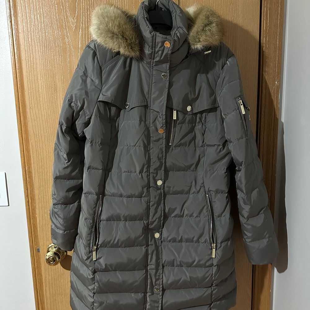 MICHAEL KORS flannel down 3/4 puffer coat with faux fur and hood in flannel